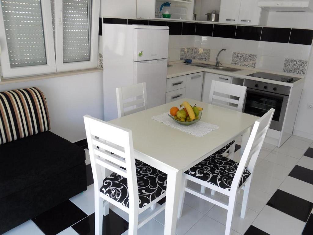 טיסנו Villa Stegic חדר תמונה